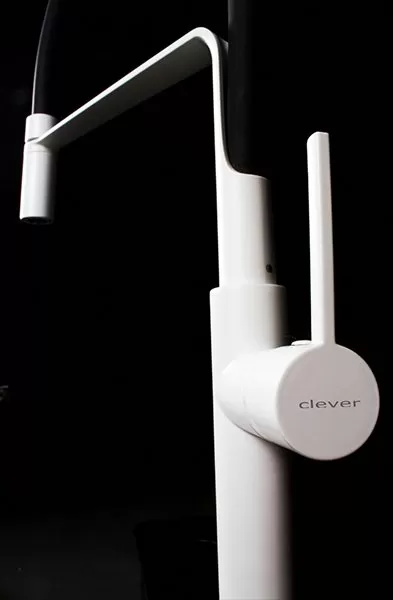 Смеситель для кухни Clever Chef 60145 с гибким изливом