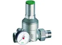 Редуктор Far 1/2* (ВР-НР) хром, с манометром Редуктор Far 1/2* (ВР-НР) хром, с манометром